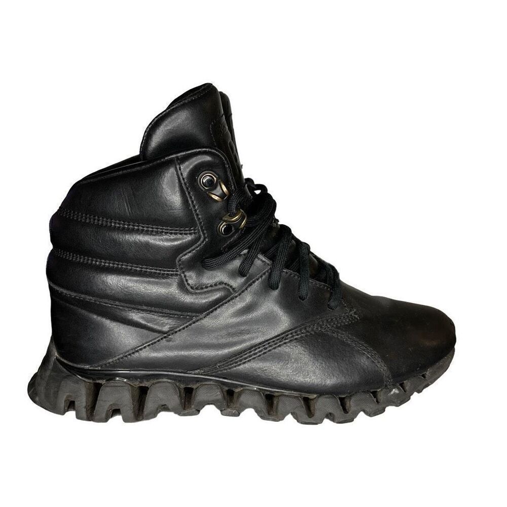 Reebok Zig Tech High Top Black Leather Sneaker Size 5.5